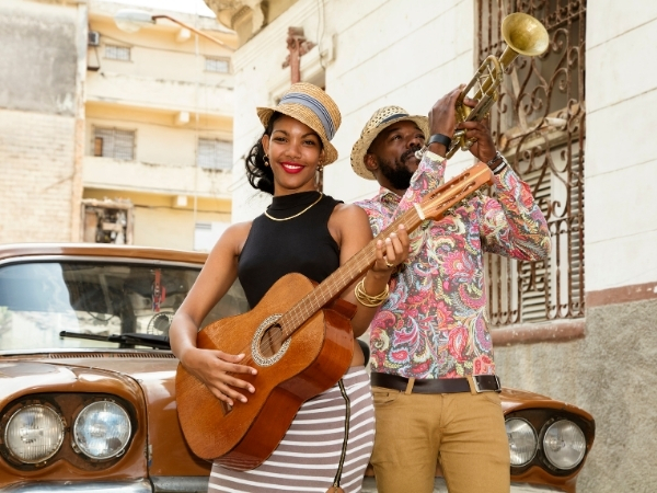 Voyage chez l'habitant à Cuba musique et salsa a cuba